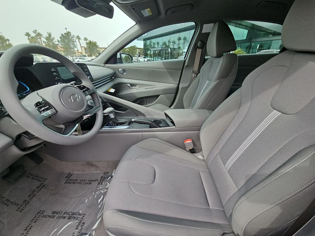 Thumbnail: 2026 Hyundai Elantra - 10