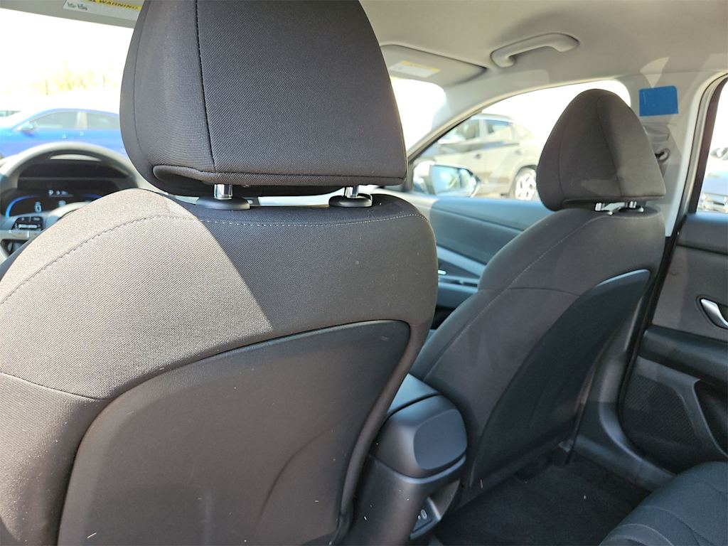 Thumbnail: 2025 Hyundai Elantra - 12