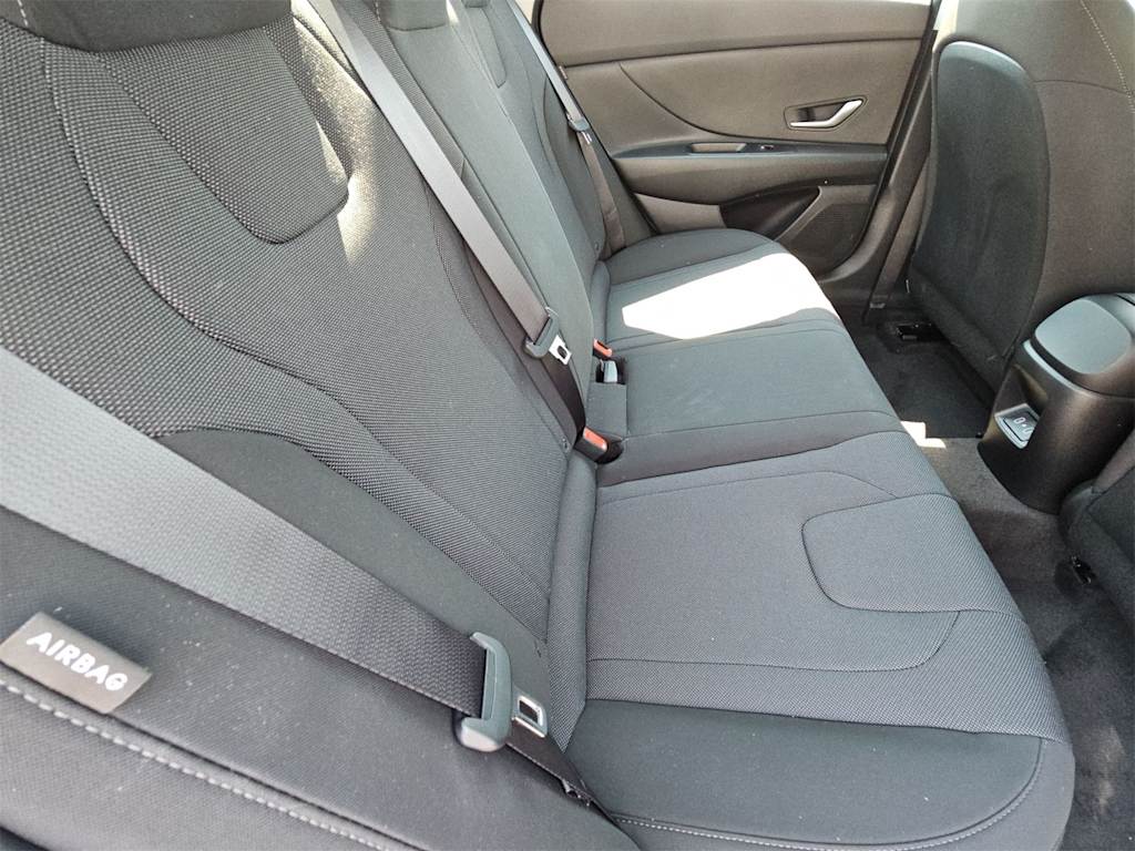 Thumbnail: 2025 Hyundai Elantra - 13