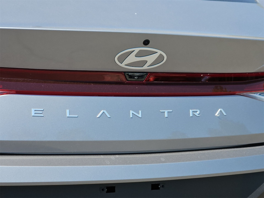 Thumbnail: 2025 Hyundai Elantra - 7