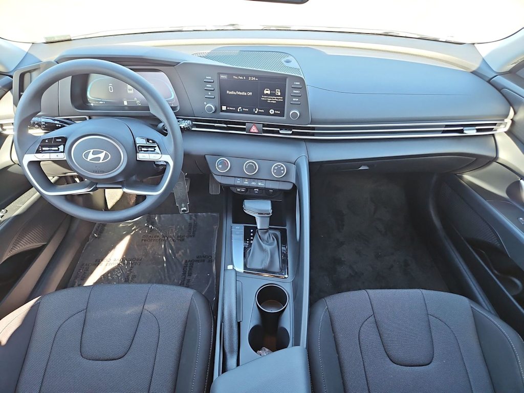 Thumbnail: 2026 Hyundai Elantra - 9