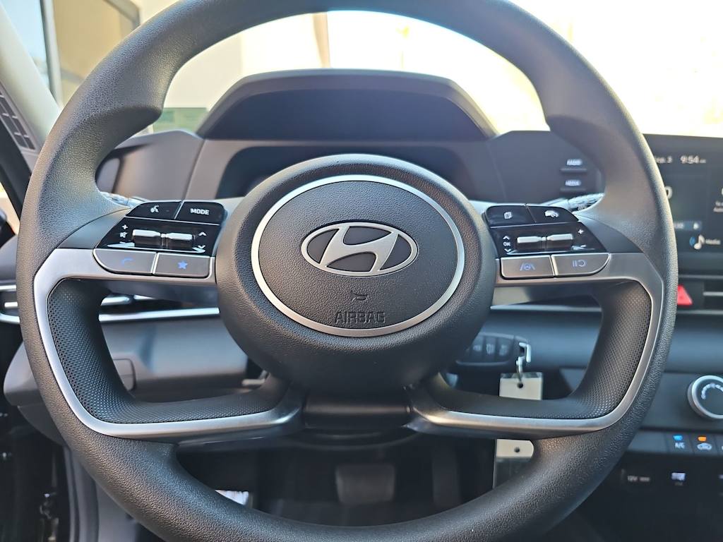 Thumbnail: 2026 Hyundai Elantra - 14