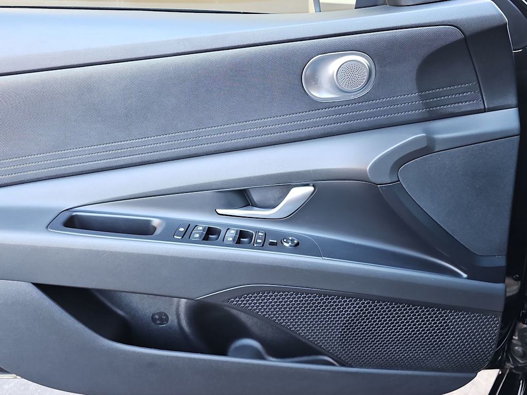 Thumbnail: 2026 Hyundai Elantra - 26
