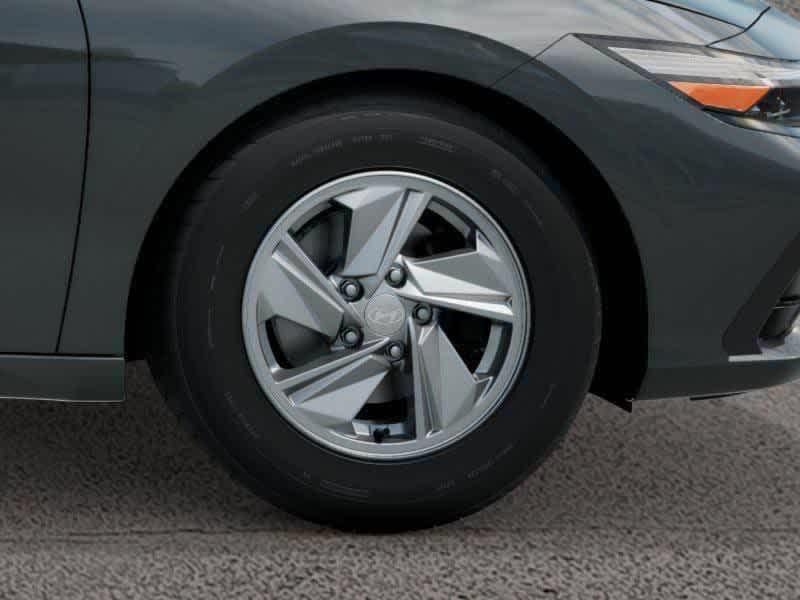 Thumbnail: 2026 Hyundai Elantra - 5