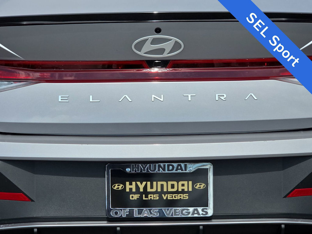 Thumbnail: 2025 Hyundai Elantra - 22