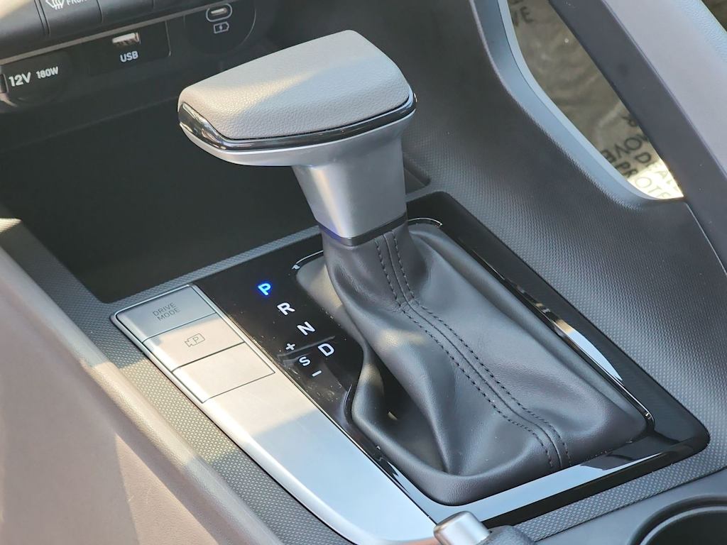 Thumbnail: 2024 Hyundai Elantra - 15