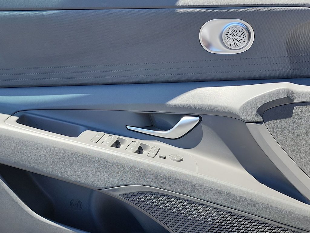 Thumbnail: 2024 Hyundai Elantra - 28