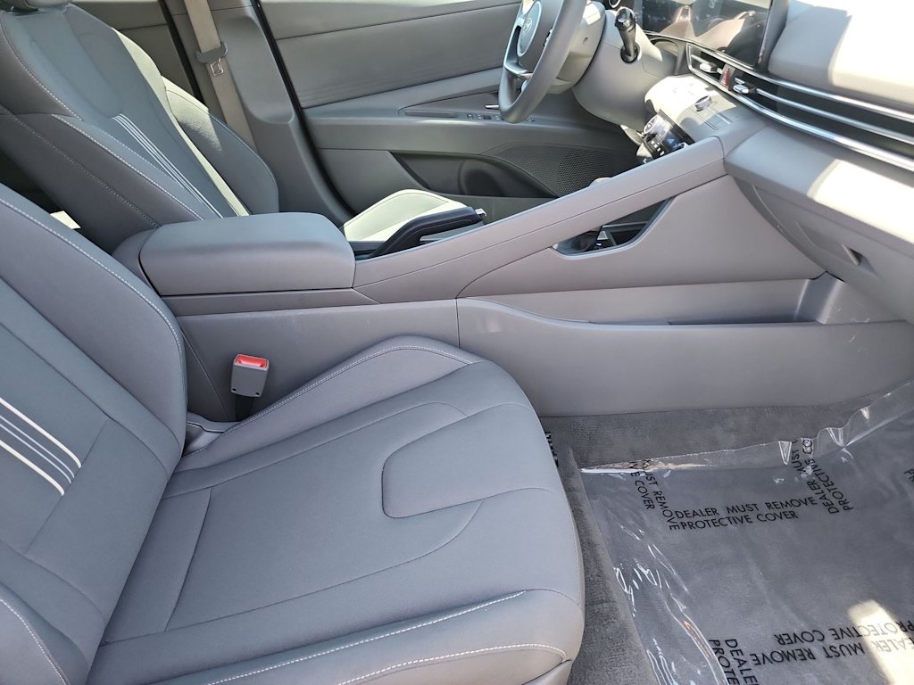 Thumbnail: 2024 Hyundai Elantra - 23