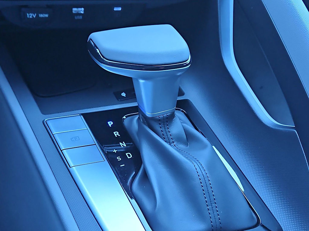 Thumbnail: 2026 Hyundai Elantra - 16