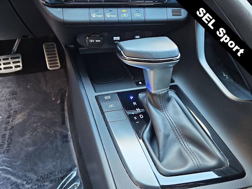 Thumbnail: 2025 Hyundai Elantra - 16