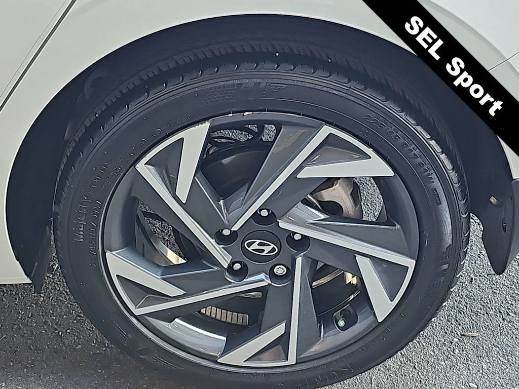 Thumbnail: 2025 Hyundai Elantra - 8