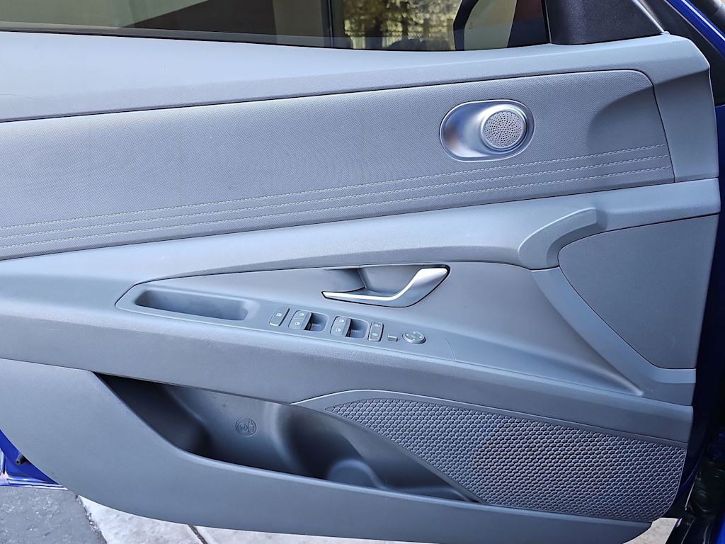 Thumbnail: 2024 Hyundai Elantra - 27
