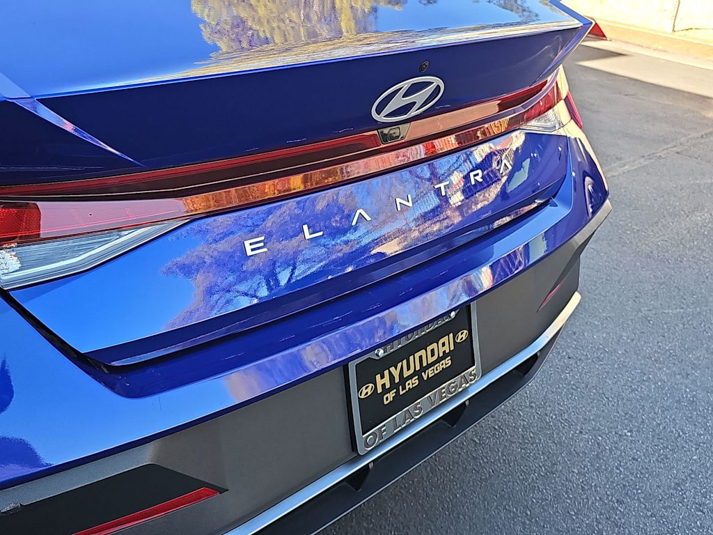 Thumbnail: 2024 Hyundai Elantra - 22