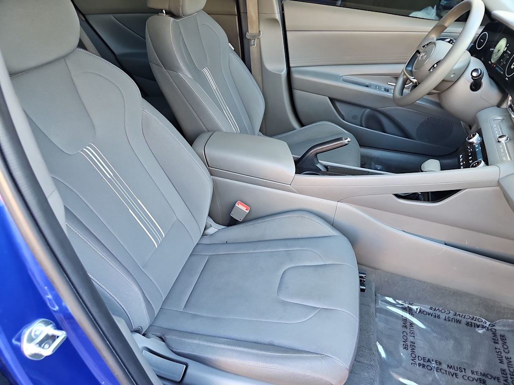 Thumbnail: 2024 Hyundai Elantra - 12
