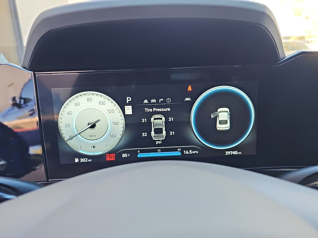 Thumbnail: 2024 Hyundai Elantra - 16
