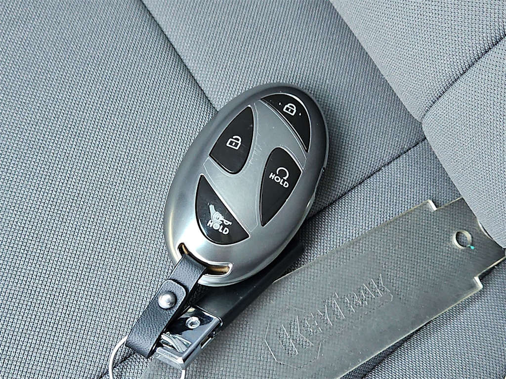 Thumbnail: 2024 Hyundai Elantra - 18