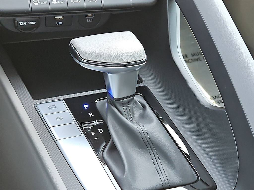 Thumbnail: 2024 Hyundai Elantra - 16