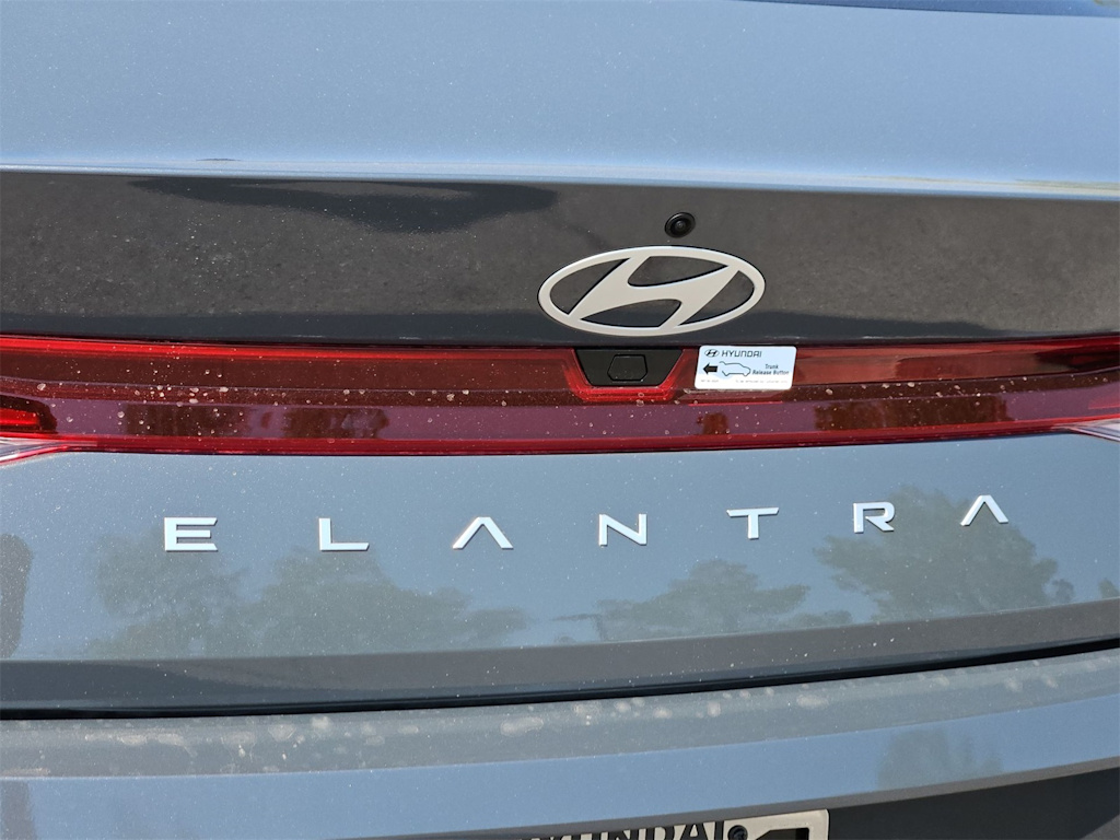 Thumbnail: 2024 Hyundai Elantra - 7