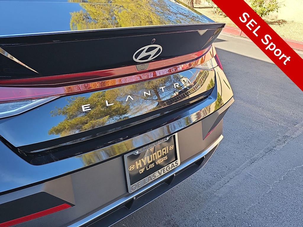 Thumbnail: 2025 Hyundai Elantra - 7