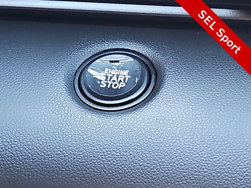 Thumbnail: 2025 Hyundai Elantra - 25