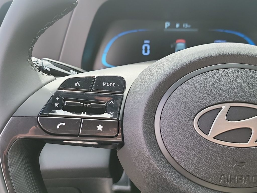 Thumbnail: 2025 Hyundai Elantra - 27