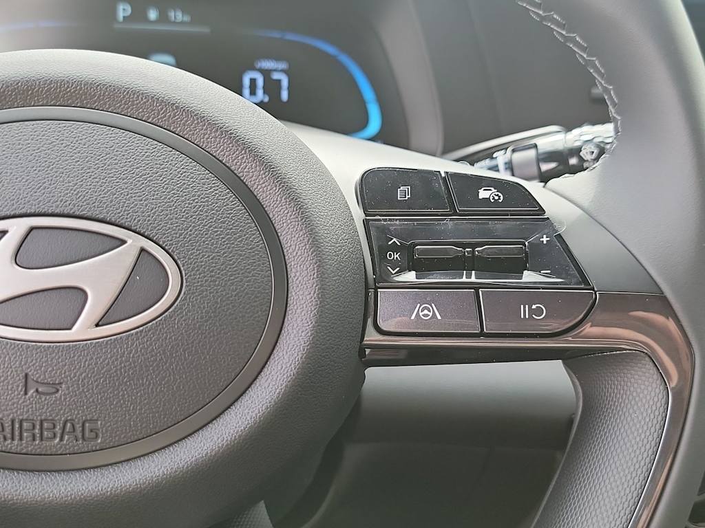 Thumbnail: 2025 Hyundai Elantra - 26