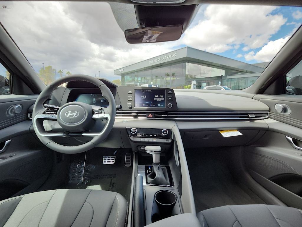 Thumbnail: 2025 Hyundai Elantra - 2
