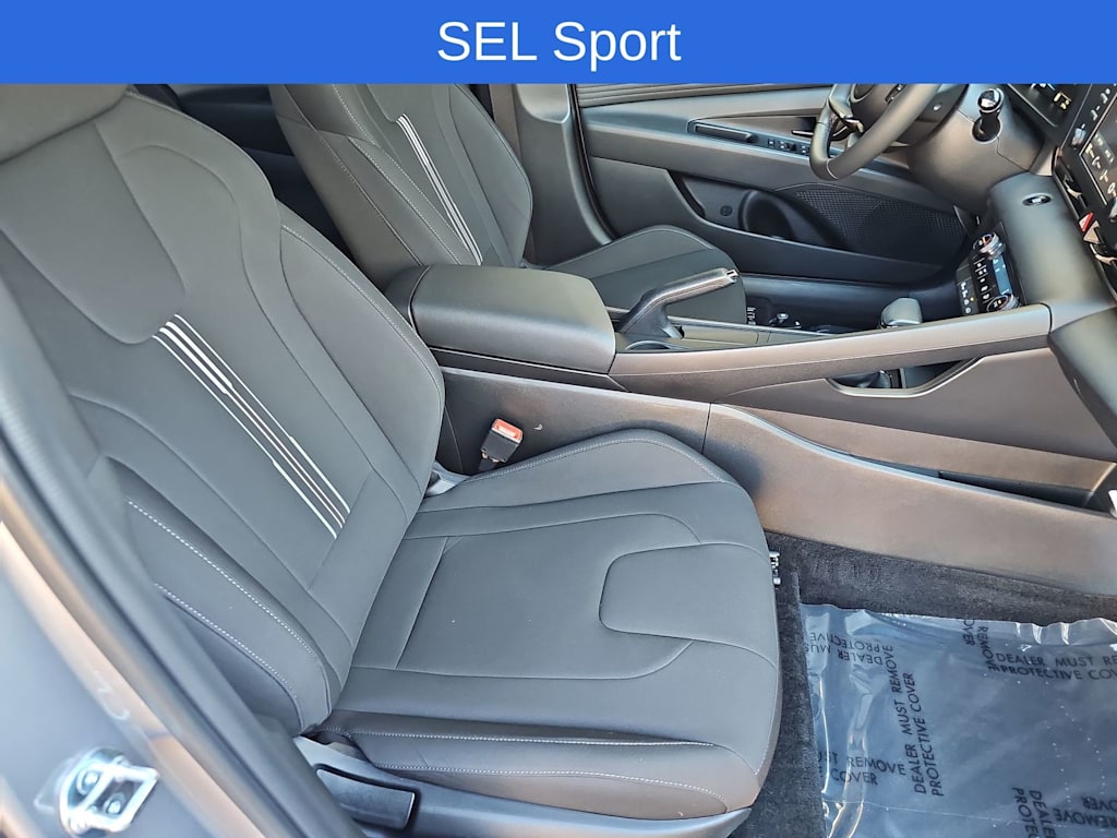 Thumbnail: 2025 Hyundai Elantra - 11