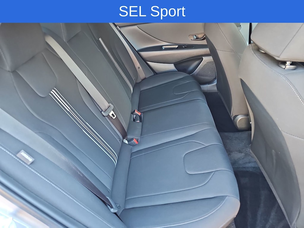 Thumbnail: 2025 Hyundai Elantra - 24