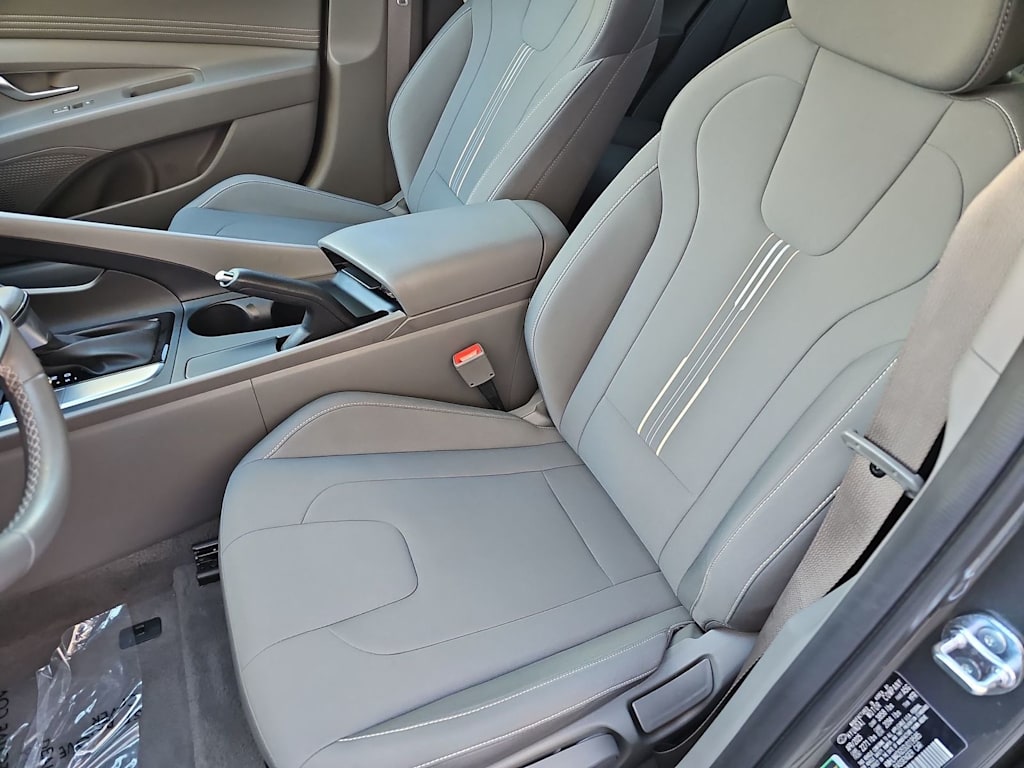 Thumbnail: 2025 Hyundai Elantra - 11