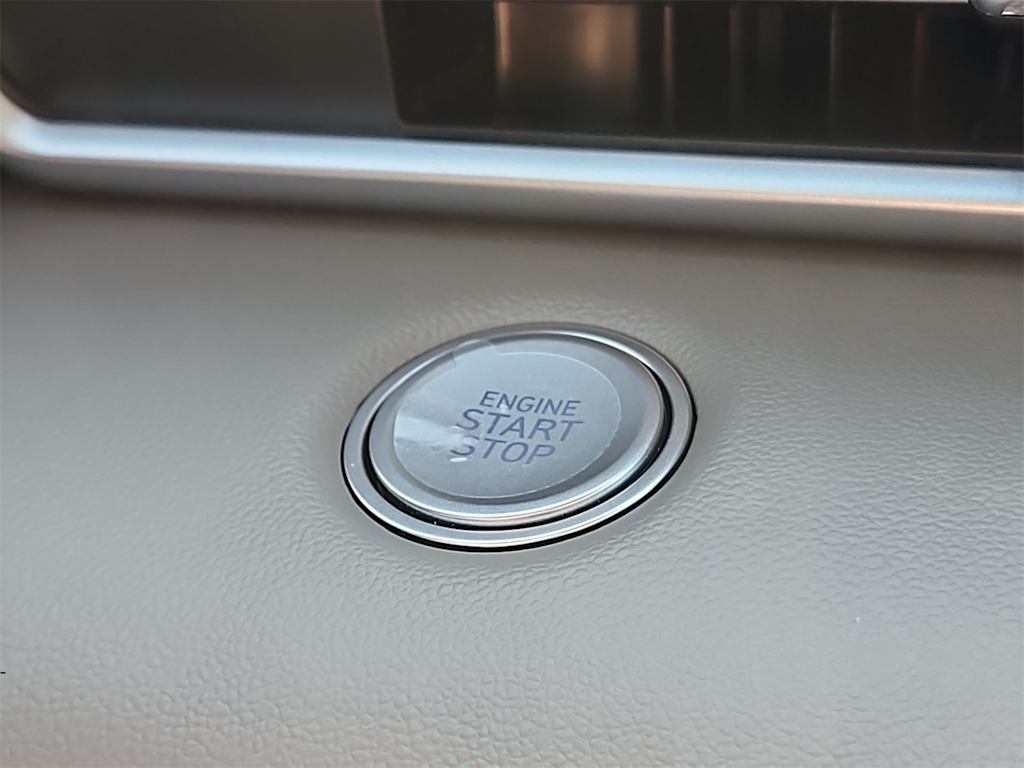 Thumbnail: 2025 Hyundai Elantra - 7