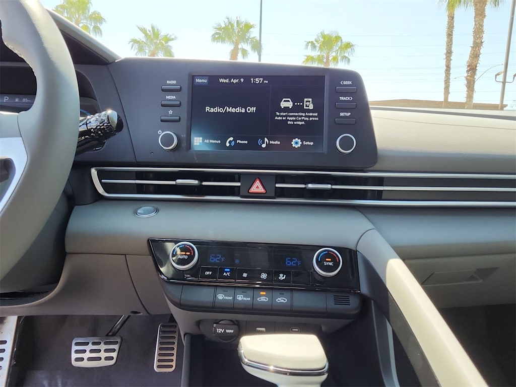 Thumbnail: 2025 Hyundai Elantra - 15