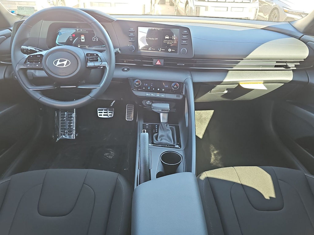 Thumbnail: 2026 Hyundai Elantra - 2