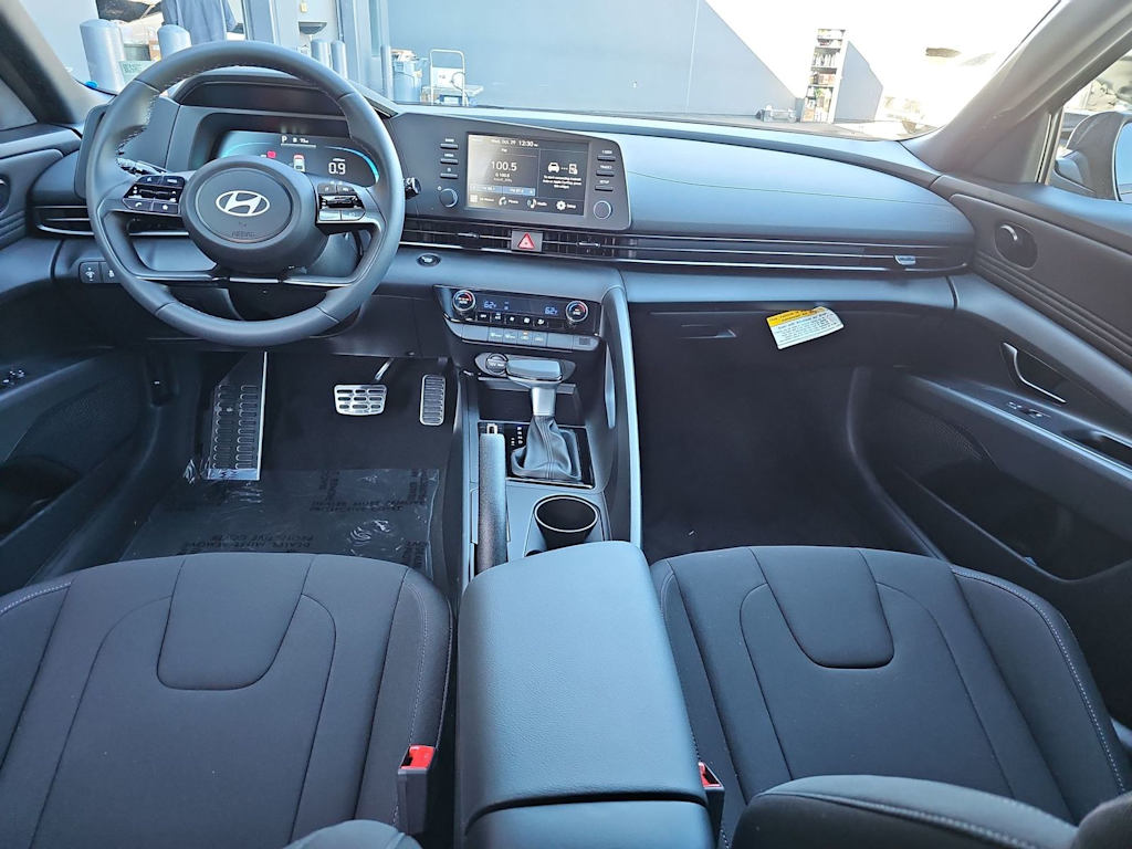 Thumbnail: 2026 Hyundai Elantra - 10