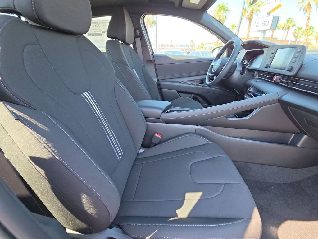 Thumbnail: 2026 Hyundai Elantra - 25