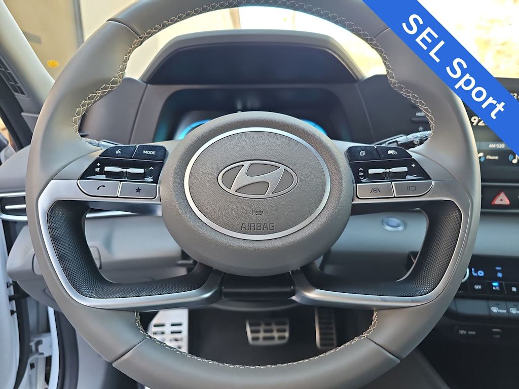 Thumbnail: 2025 Hyundai Elantra - 10