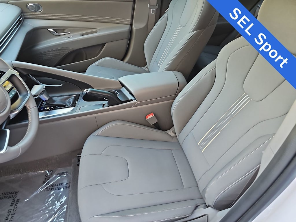 Thumbnail: 2025 Hyundai Elantra - 11