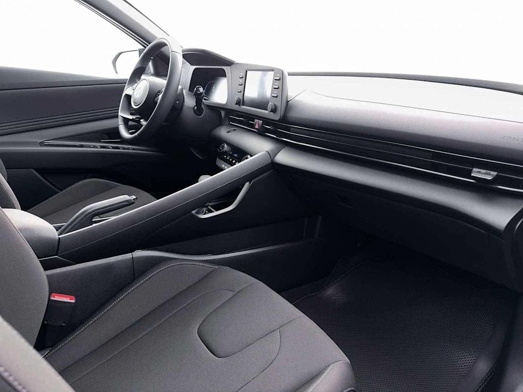 Thumbnail: 2026 Hyundai Elantra - 10