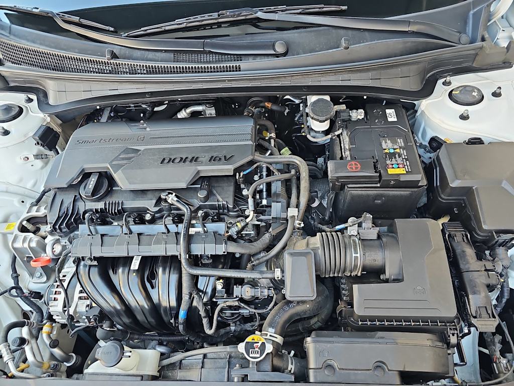 Thumbnail: 2024 Hyundai Elantra - 8