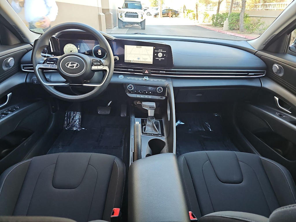 Thumbnail: 2024 Hyundai Elantra - 9