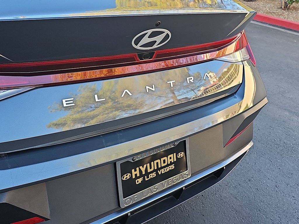 Thumbnail: 2024 Hyundai Elantra - 23