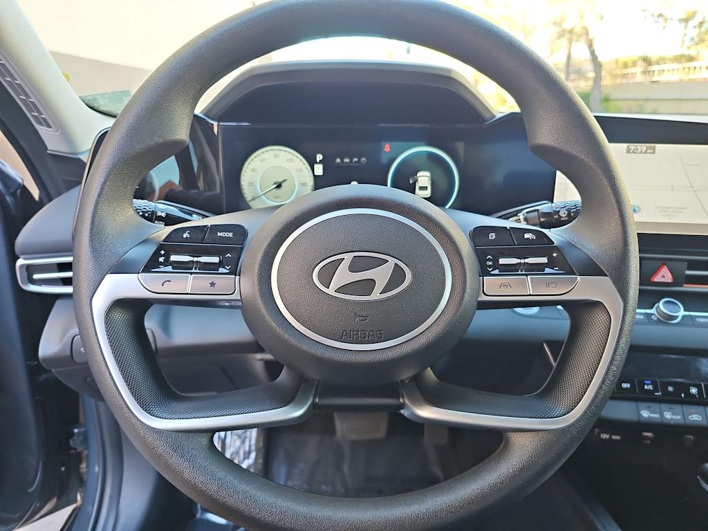 Thumbnail: 2024 Hyundai Elantra - 13