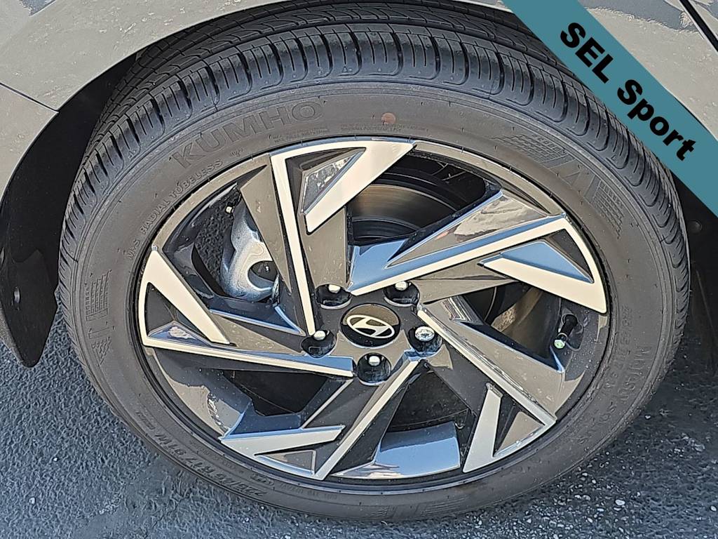 Thumbnail: 2025 Hyundai Elantra - 8