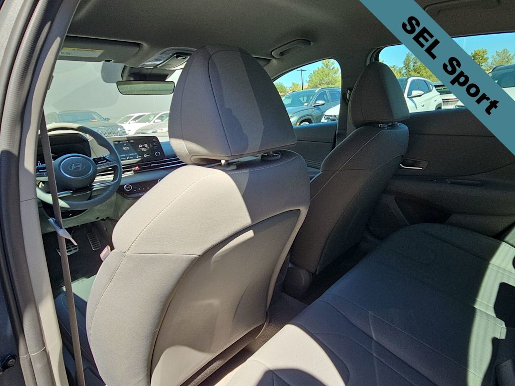 Thumbnail: 2025 Hyundai Elantra - 13