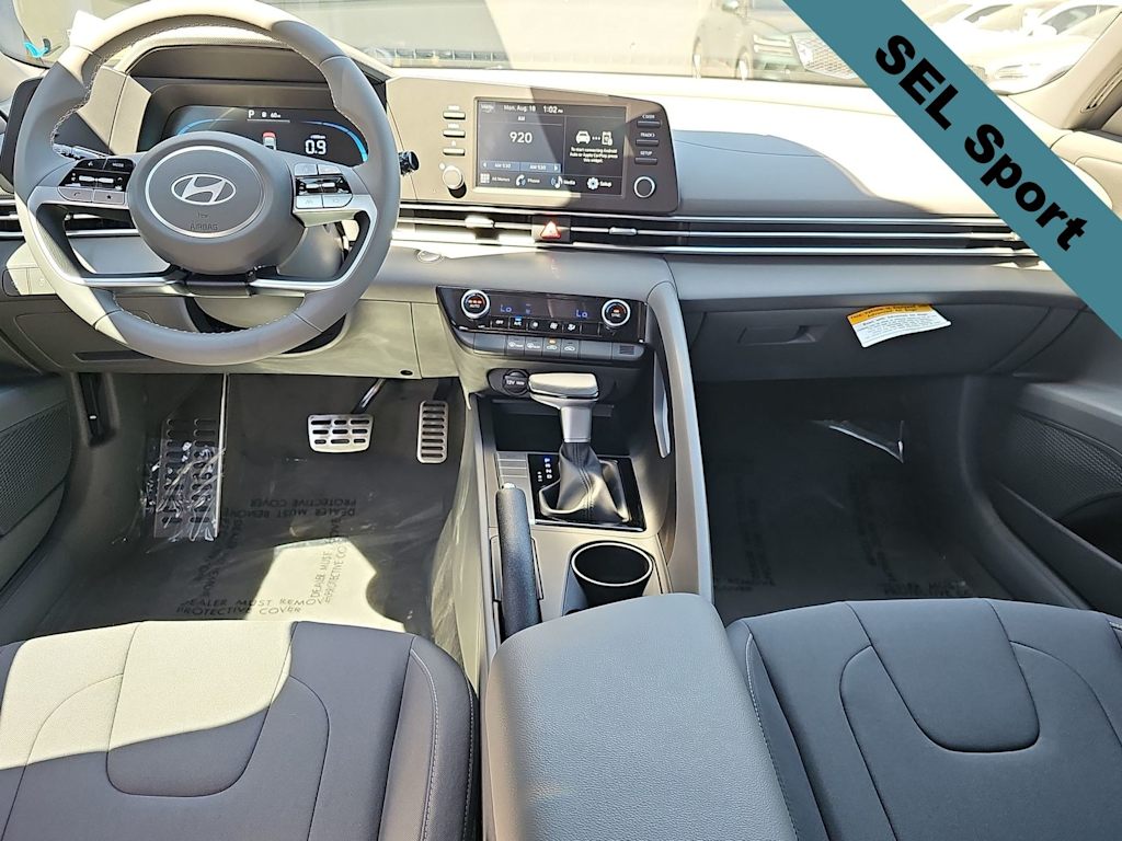 Thumbnail: 2025 Hyundai Elantra - 10