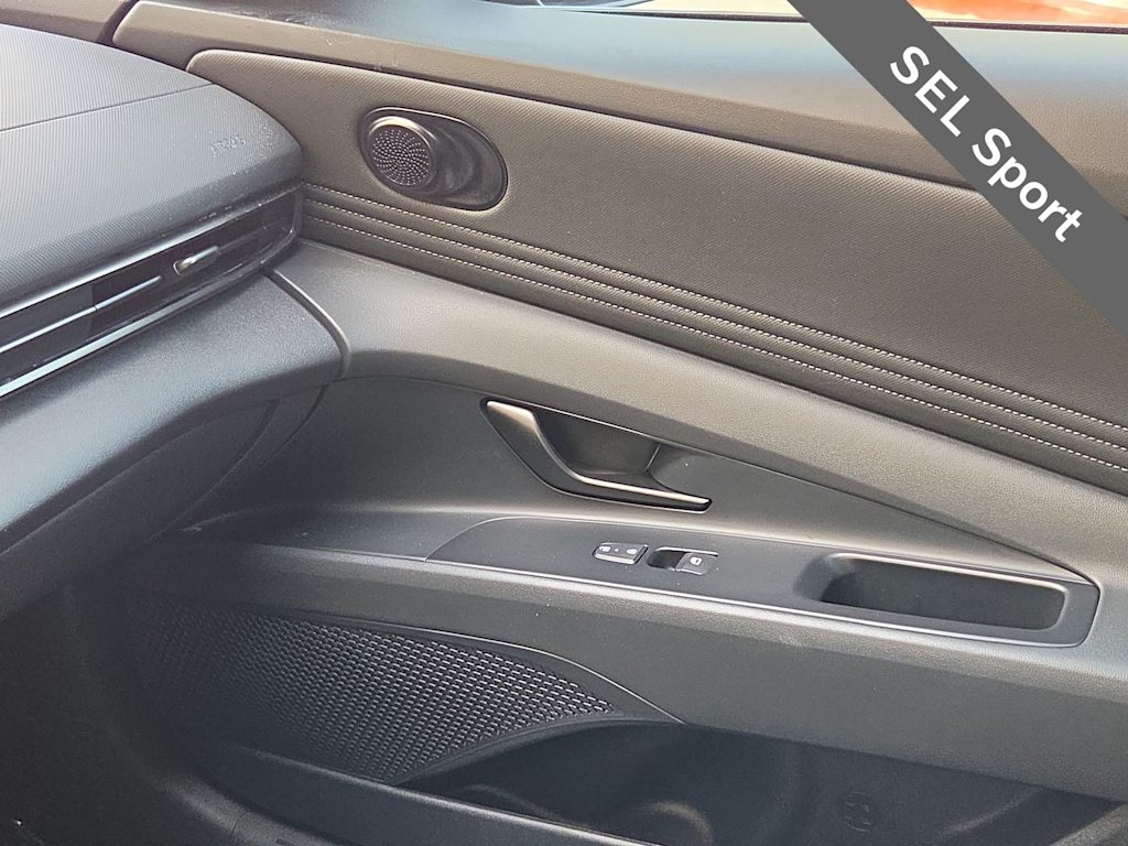 Thumbnail: 2025 Hyundai Elantra - 29