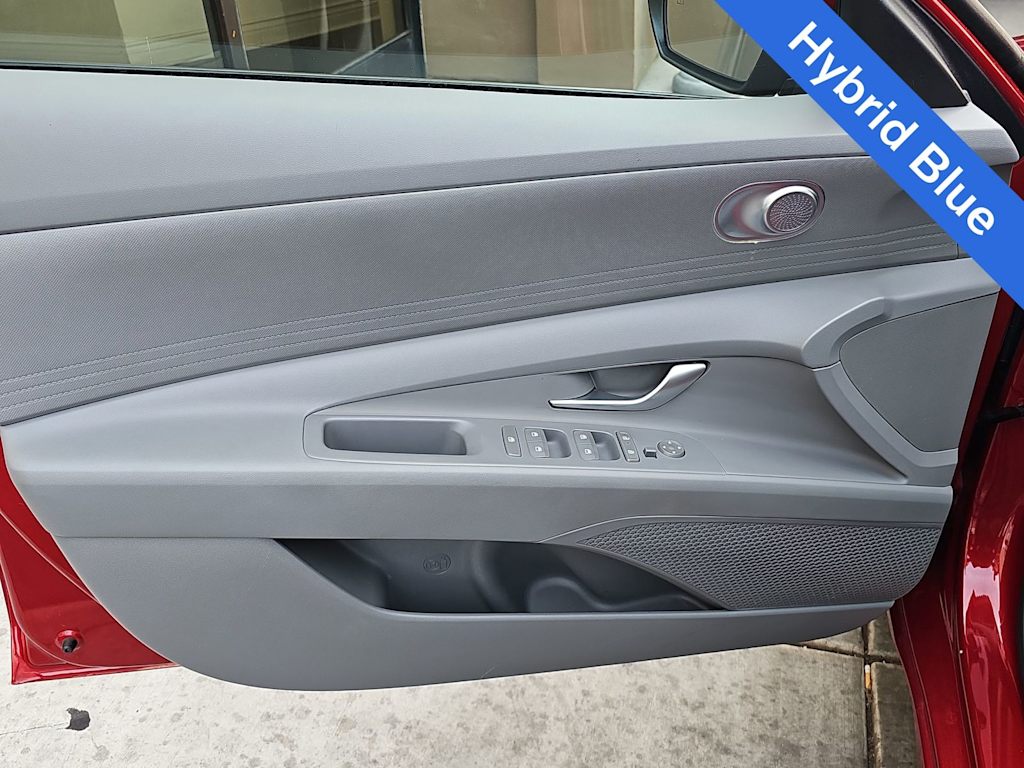 Thumbnail: 2025 Hyundai Elantra - 27