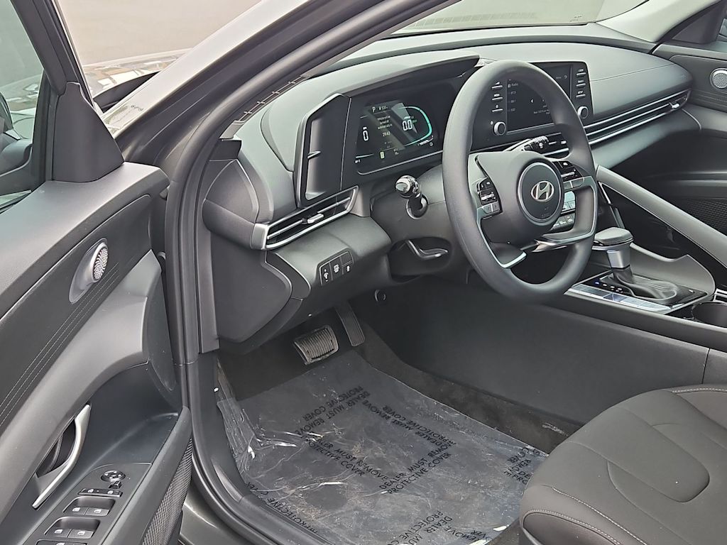 Thumbnail: 2026 Hyundai Elantra - 2