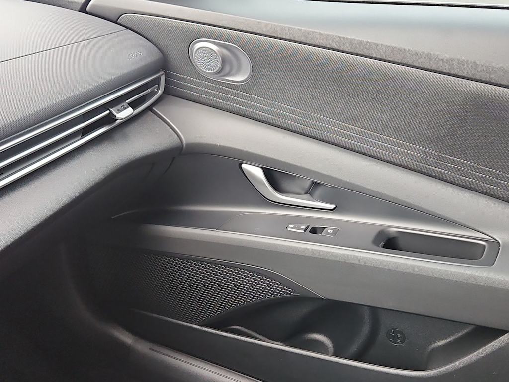 Thumbnail: 2026 Hyundai Elantra - 27