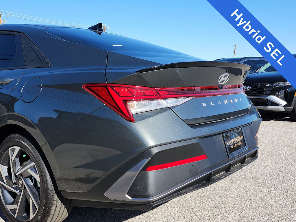 Thumbnail: 2025 Hyundai Elantra - 21